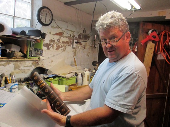 Mr. Paul Sawyer, bookbinder